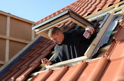 Pose de fenêtres de toit Velux à Ry